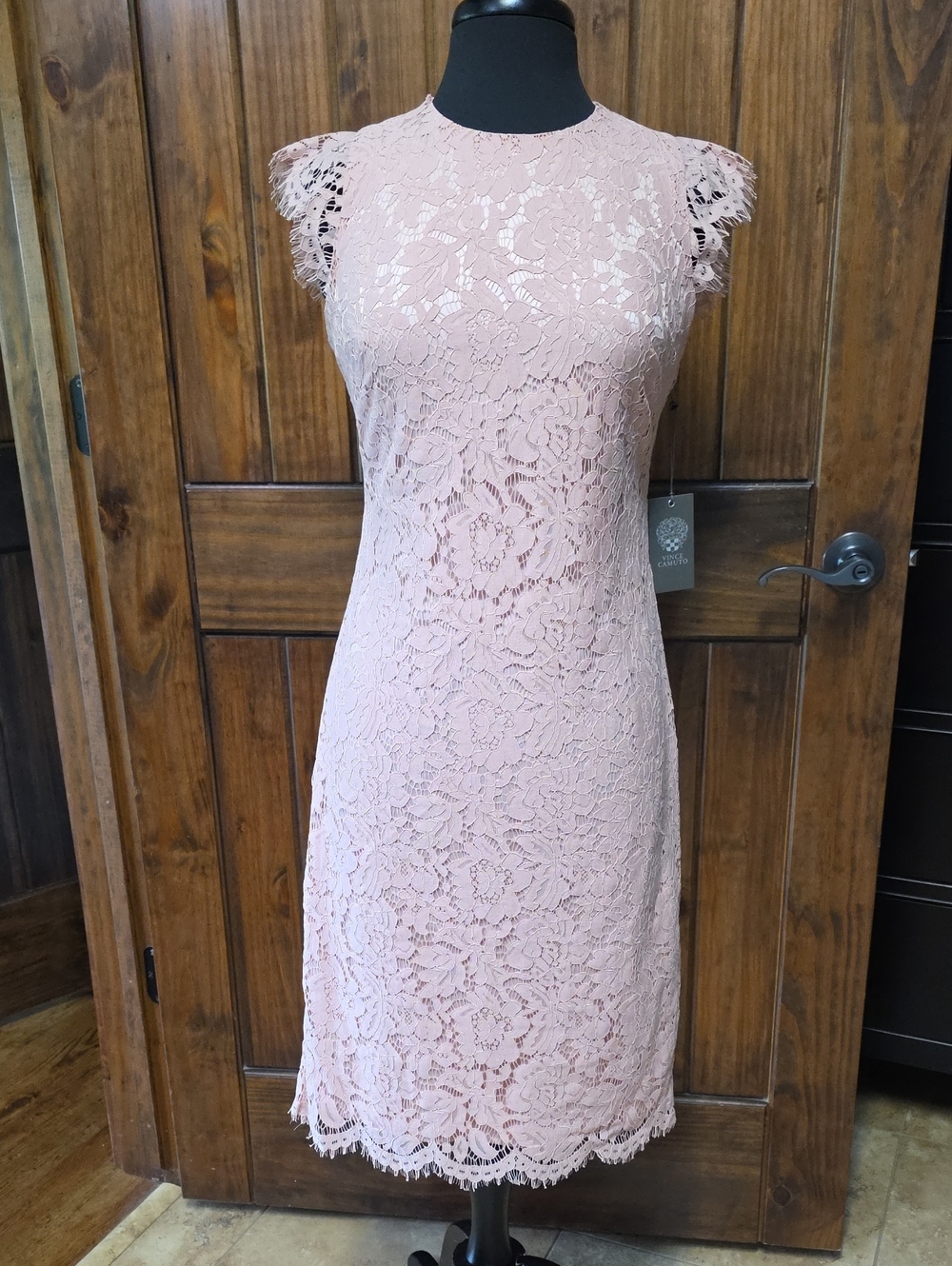 NWT Vince Camuto Blush Lace Sheath Dress - Size 4